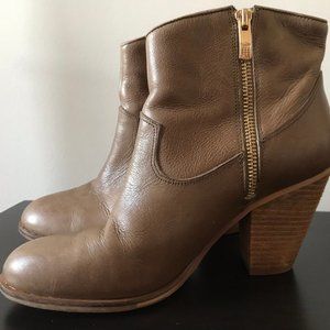 VINCE CAMUTO Genuine Leather Heeled Booties